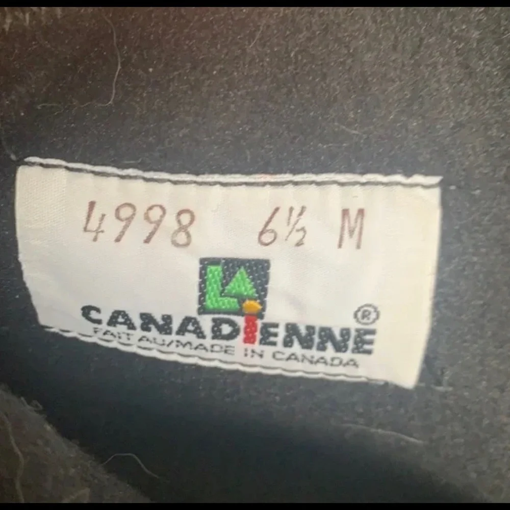 Canadienne black leather zip ankle boots 6.5 square toe - Picture 3 of 8
